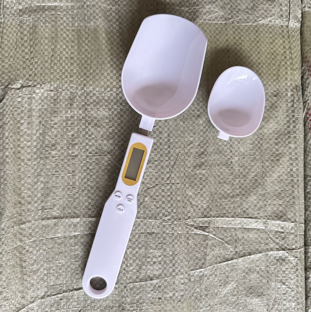 Food spoon scale